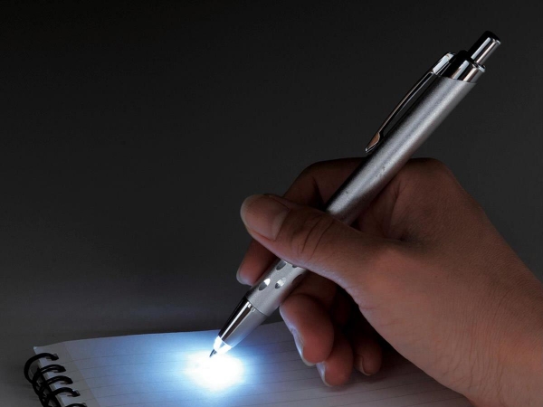 名入れボールペン 光るメタリックペン シルバー 激安 短納期のスピーディア